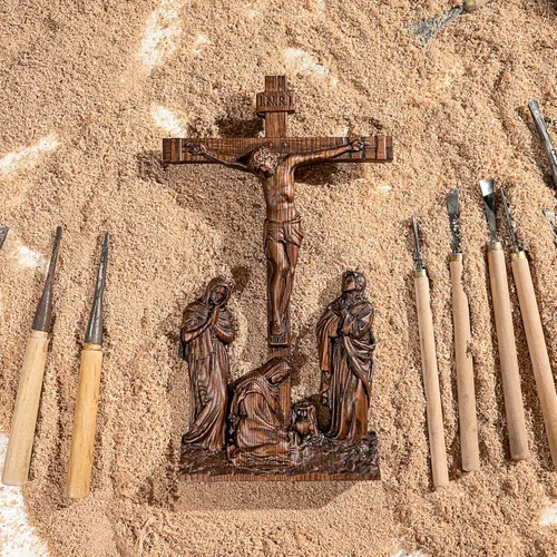 Miniatura 3 de BGCOPPER Crucifijo de Pared de Pie, Cruz de Jesús INRI para Pared, Cruz de Madera Hecha a Mano Decoración de Pared para el Hogar Regalo de Navidad