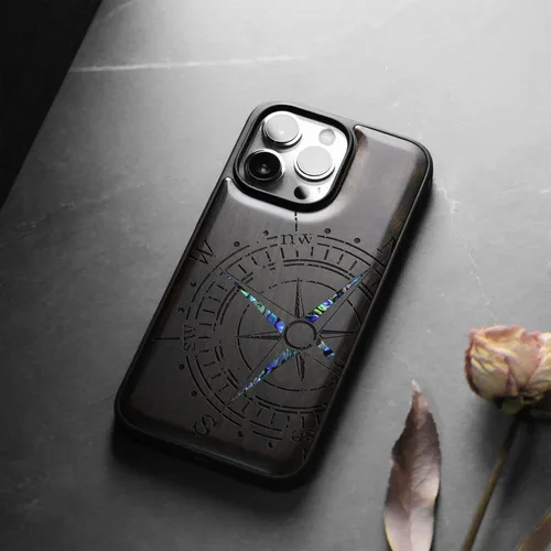 Miniatura 4 de Carveit Funda protectora de madera de diseñador para iPhone 13 Pro Max, cubierta magnética, grabado en madera e incrustaciones de concha, funda