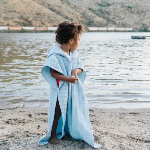 Miniatura 3 de Jade&Kai Toalla con capucha para bebés y niños pequeños, se ajusta a un poncho, gofre de algodón orgánico, ligera y absorbente, para baño, playa