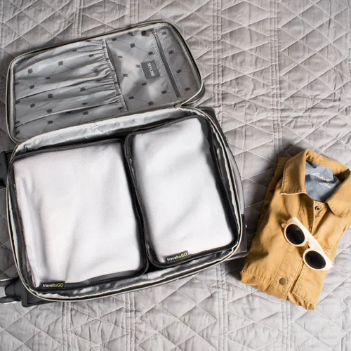 Miniatura 2 de TraveltoGO - Juego de 4 cubos de equipaje Organizadores de viaje ligeros con tapa de malla en varios tamaños, Gris oscuro