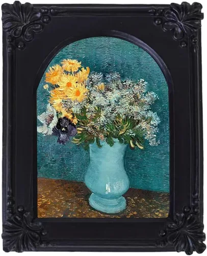 Marco de fotos vintage con apertura arqueada, elegancia atemporal en una silueta clásica, adornos florales intrincados que añaden encanto retro Negro