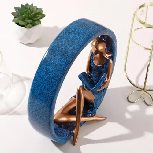 Miniatura 5 de Estatuas de resina para niña, estatua de yoga, escultura artística para estantería, adornos para lectores, profesores, decoración para sala