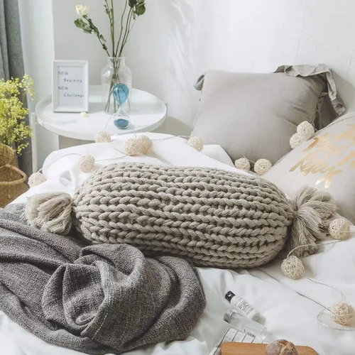 Miniatura 3 de vctops Almohadas de punto grueso en forma de caramelo con inserto súper suaves y acogedoras, cojines decorativos hechos a mano