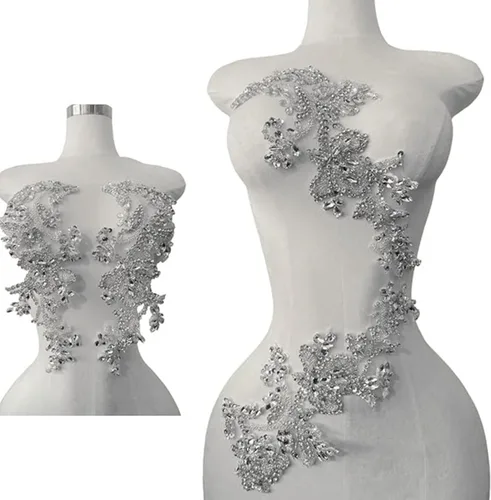 Parches de apliques de encaje brillantes hechos a mano con cuentas de costura, lentejuelas y accesorios para vestido de novia, un par/bolsa Plata