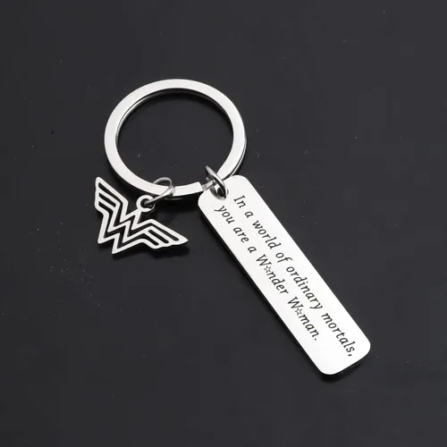 Miniatura 4 de ENSIANTH Wonder Woman Llavero inspirado en DC Comics Regalo en un mundo de mortales ordinarios You are a Wonder Women Inspiration Gift