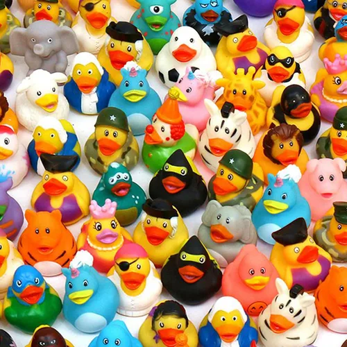 Miniatura 9 de WQTHE Paquete de 30 patos de goma para Jeeps Ducking, pato flotante a granel de 2.3 pulgadas para niños, surtido de juguetes de baño para bebés