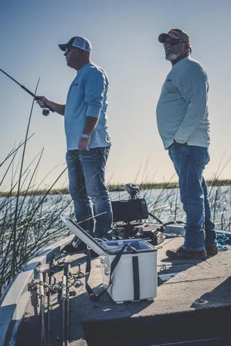 Miniatura 9 de Engel Caja enfriadora de cebo vivo con bomba aireadora de 2ª generación de 2 velocidades, estación de pesca portátil y cubo de pececillos para Blanco