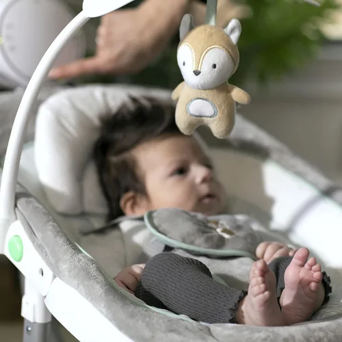 Miniatura 11 de Ingenuity Anyway Sway - Columpio portátil plegable de 5 velocidades y asiento infantil multidireccional con vibraciones, sonidos de la naturaleza
