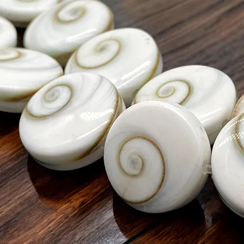 Miniatura 2 de ABCGEMS Shiva Eye Shell Beads Indonesia Auténtica Región Indo-Pacífico (patrón geométrico de matriz de doble cara) de origen ético – Producción