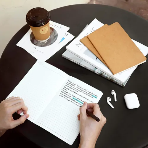 Miniatura 6 de EUSOAR Cuaderno de papel kraft A5, paquete de 12 cuadernos de 5.5 x 8.3 pulgadas, 60 páginas de tapa suave, diario de viaje, cuaderno de dibujo