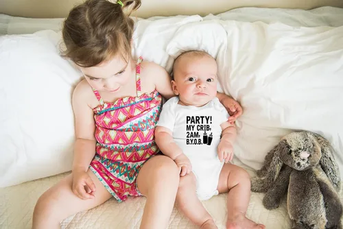 Miniatura 19 de AW Fashions ¡Party! My Crib, 2 AM, B.Y.O.B. - Body para bebé recién nacido, ropa para bebé niña o niño