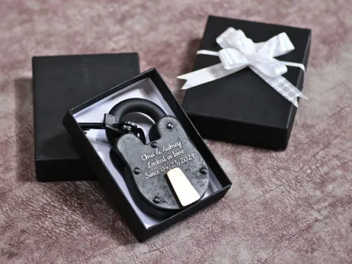 Miniatura 5 de RII - Candado de amor personalizado, negro, candado con llave, recuerdo grabado, regalo para marido, esposa, novio, novia, candado de amor