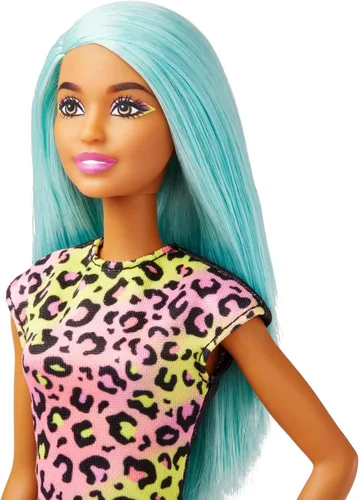 Miniatura 3 de Muñeca Barbie y accesorios, muñeca de maquilladora profesional con paleta y pincel