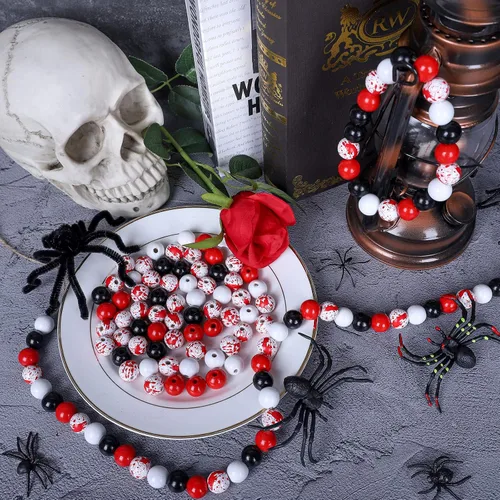 Miniatura 5 de Whaline Juego de 150 cuentas de madera de Halloween, cuentas focales de madera rojas, negras y blancas, cuentas de madera con salpicaduras