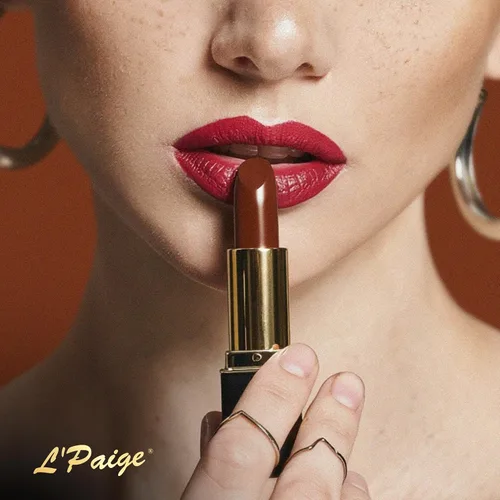 Miniatura 8 de L'Paige Lápiz labial y mancha de labios que cambian de color de pH - Transformación de marrón a rojo frambuesa, infusión de aloe vera, acabado LBR