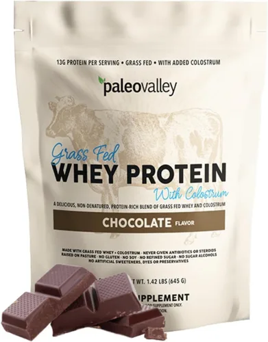 Paleovalley Proteína de suero en polvo 100% alimentada con pasto con calostro, 30 porciones, chocolate, 0.53 onzas de proteína, construcción