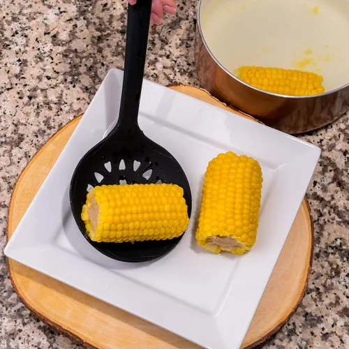 Miniatura 9 de Culinary Couture Juego de 6 utensilios de cocina de silicona negra, antiadherentes, resistentes al calor, con núcleo interior de acero