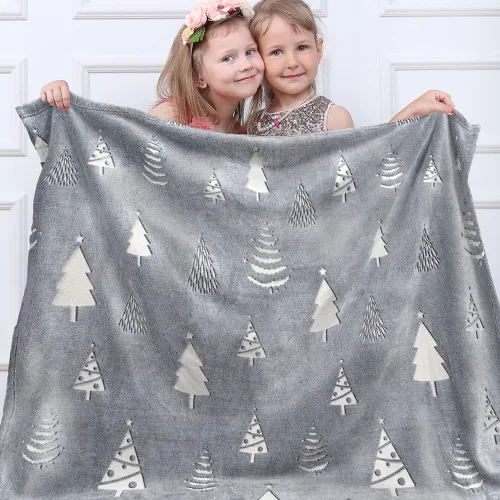 Miniatura 8 de PAVILIA Manta de regalo con árbol de Navidad que brilla en la oscuridad, para niñas y niños, forro polar de felpa suave para niños de 1 a 10 años