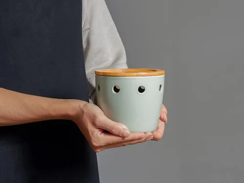 Miniatura 9 de ONEMORE Porta ajos grande con tapa, recipiente de ahorro de ajo de cerámica de 12.7 cm, porta ajos para mostrador, verde claro