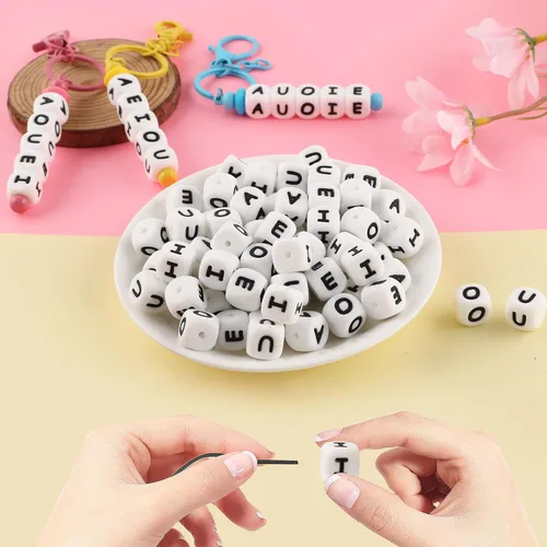 Miniatura 3 de Cuentas de silicona de corazón cuadrado blanco de 0.472 pulgadas, 20 cuentas de silicona con números de corazón para hacer llaveros, ideal