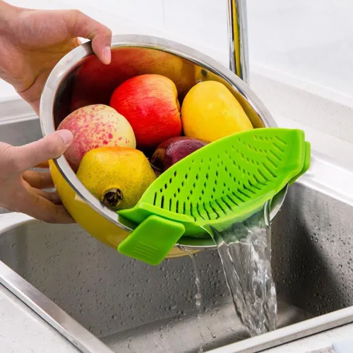 Miniatura 4 de DaKuan - Colador a presión, 2 paquetes de colador de manos libres con clip, resistente al calor, boquilla para pasta, fideos vegetales, olla y sartén