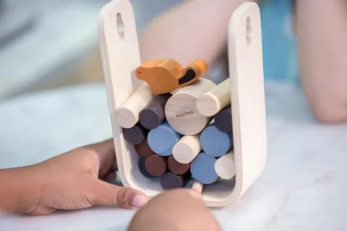 Miniatura 6 de PlanToys Timber Tumble - Juego de equilibrio y estrategia de madera para niños a partir de 3 años Juguete educativo Montessori para habilidades