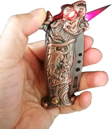 Encendedor tipo antorcha de chorro (sin butano, color aleatorio), resistente al viento, diseño de tigre de dragón, bueno para regalo, adecuado para