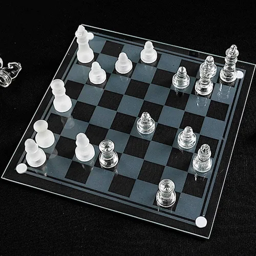 Miniatura 2 de Juego de ajedrez de vidrio de 10 x 10 pulgadas, piezas esmeriladas y transparentes, parte inferior de fieltro para adultos y adolescentes
