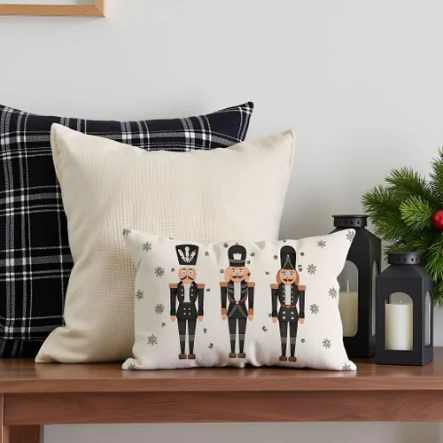 Miniatura 3 de PANDICORN - Funda de almohada decorativa de Cascanueces de Navidad 12x20 pulgadas, decoración de Navidad en negro con Cascanueces, cojín decorativo