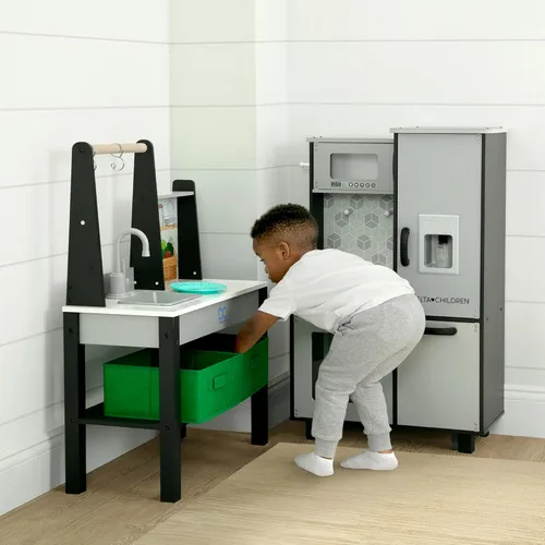Miniatura 15 de Delta Children - Cocina de juguete Gourmet Todo en Uno de Rincón - Juego de cocina con estufa segura y sin calor con luces, horno, fregadero, Gris