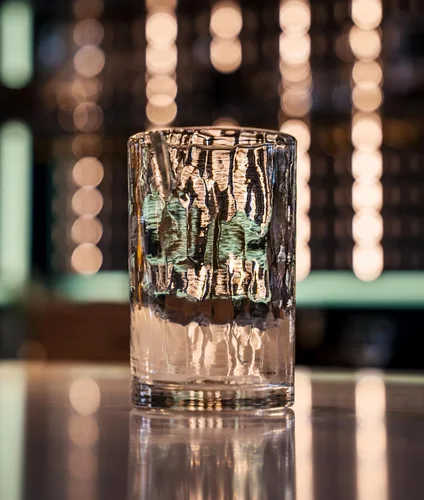 Miniatura 4 de Artisan Series - Vaso de mezcla de cóctel Herramientas profesionales de bar y utensilios de bar para barmanes y mixología Vaso de mezcla de Vaso