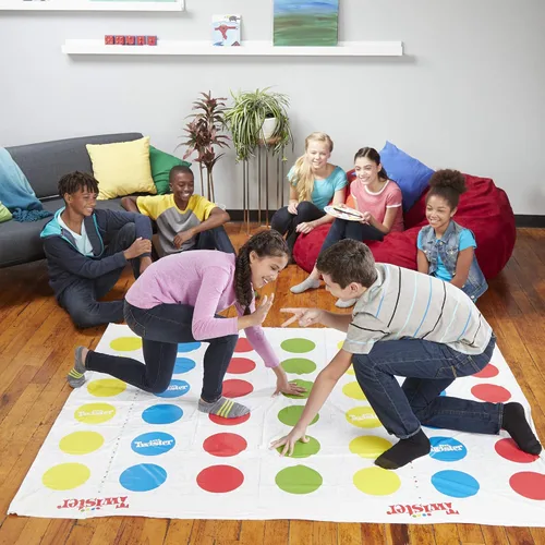 Miniatura 15 de Twister Ultimate: Alfombrilla más grande, manchas más coloreadas, familia, juego de fiesta para niños mayores de 6 años; compatible con Alexa