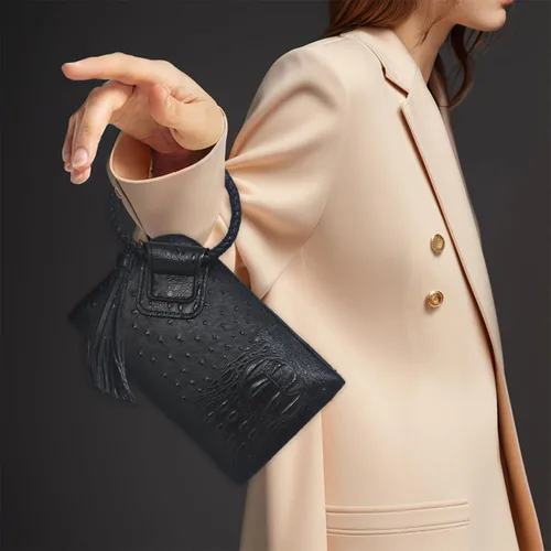 Miniatura 2 de NGIL Mini bolso de pulsera de piel sintética para mujer con borla de flecos, cartera de pulsera para mujer