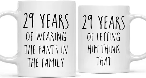 Miniatura 60 de Andaz Press Divertida taza de café de 11 onzas para parejas, regalo de broma para el primer aniversario de boda, 1 año de usar los pantalones