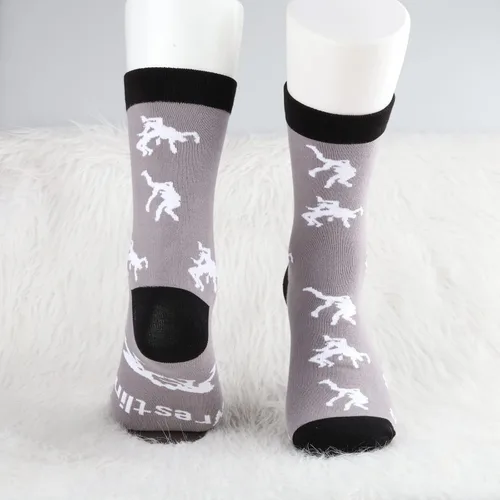 Miniatura 5 de MBMSO 2 pares de calcetines de lucha libre, regalos de luchador, calcetines de lucha libre porque otros deportes solo requieren calcetines de una