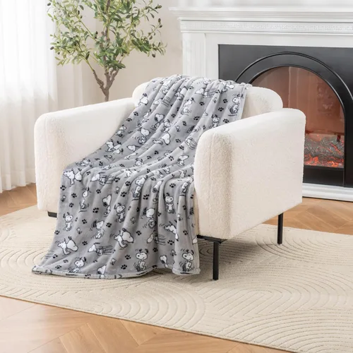 Berkshire Blanket Peanuts® VelvetLoft® - Manta de felpa de Snoopy con bonitos personajes, poses y patas, color gris, manta de 55 x 70 pulgadas