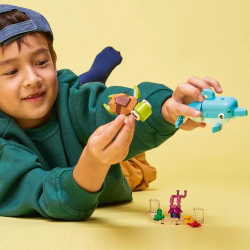 Miniatura 2 de LEGO Creator 31128 - Juguetes 3 en 1 de delfines y tortugas para niños, se transforma en caballito de mar y caracol de mar o en peces y cangrejos