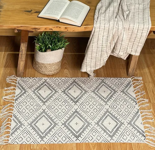 Miniatura 4 de Chardin home Alfombra bohemia con diamantes de 20 x 32 pulgadas, color marfil y negro, con flecos tejidos a mano, perfecta para entrada, felpudo