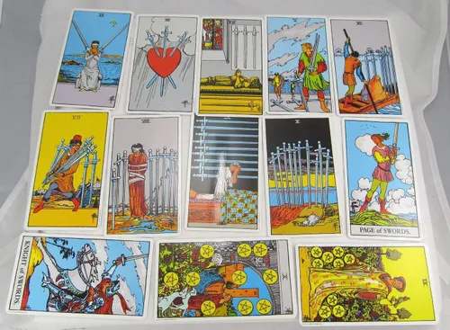 Miniatura 8 de Rider-Waite Cartas de Tarot Originales