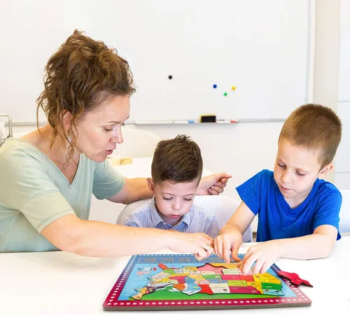 Miniatura 2 de Rompecabezas de madera de mapa de Estados Unidos, rompecabezas de mapa de 46 piezas para niños, rompecabezas educativos de geografía de Estados