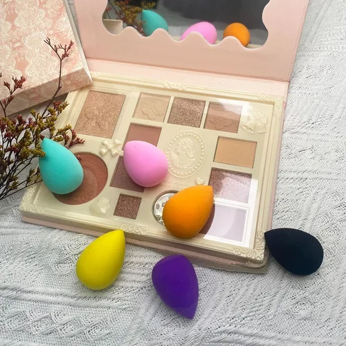 Miniatura 2 de Pequeña esponja de maquillaje a granel: 30 esponjas de maquillaje de base de varios colores para base, esponjas de maquillaje para cara (30 piezas)