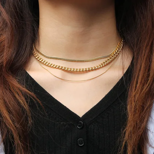 Miniatura 5 de JoycuFF Collar de oro para mujer, delicado collar de gargantilla en capas para mujer, caja de clip de serpiente, cuerda Figaro, collar de cadena