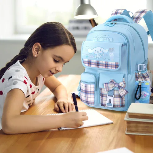 Miniatura 7 de Roffatide Mochila escolar Kawaii de anime para niñas y niños con 21 accesorios de dibujos animados para estudiantes estéticos para el nuevo