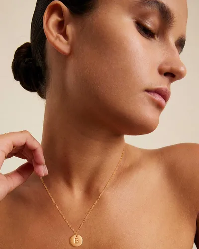 Miniatura 5 de Bemoly Initial Necklace for Women Round 11MM Coin Disc Double Side Engraved Letter A-Z Hammered Pendant 14K Gold Plated Personalized Alphabet