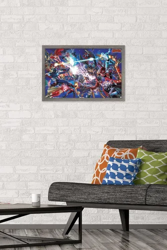 Miniatura 2 de Trends International Marvel Comics Secrets Wars - Póster de pared de batalla de 14.725 x 22.375 pulgadas, versión enmarcada de madera de granero