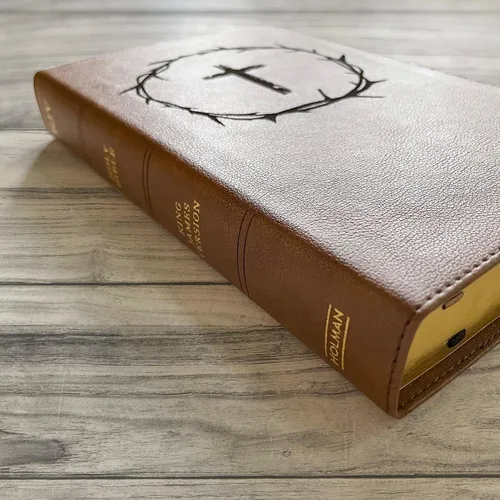 Miniatura 2 de Biblia KJV ilustrada a mano y grabada con láser, cuero marrón, incluye opción de agregar nombre grabado, regalo personalizado para boda, bautizo