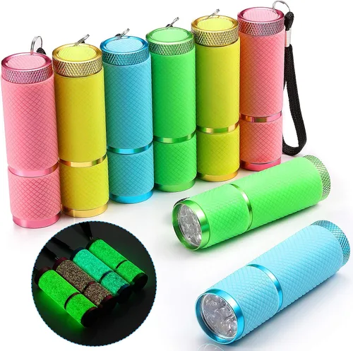 Miniatura 8 de Mudder Juego de 4 linternas que brillan en la oscuridad, 9 mini linternas LED recubiertas de goma con asa, linterna portátil LED de aluminio
