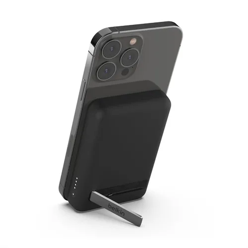 Miniatura 7 de Belkin Cargador portátil, banco de energía inalámbrico de 5000 mAh, cargador MagSafe de 7.5 W, soporte desplegable integrado - iPhone 17, Air, Pro