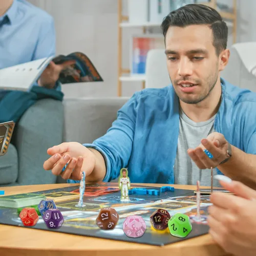 Miniatura 5 de AUSTOR Juego de 42 dados poliédricos de 6 caras, surtido de dados de colores mixtos con una bolsa de almacenamiento de terciopelo negro