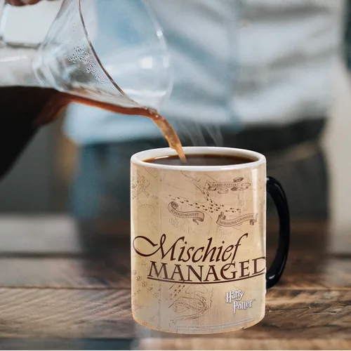Miniatura 2 de Taza de cerámica de Harry Potter de Morphing Mugs que al calentarse revela el mapa mágico del merodeador de Hogwarts. 11 onzas., 11onza